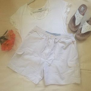 Tan cargo shorts w/elastic waistband  L